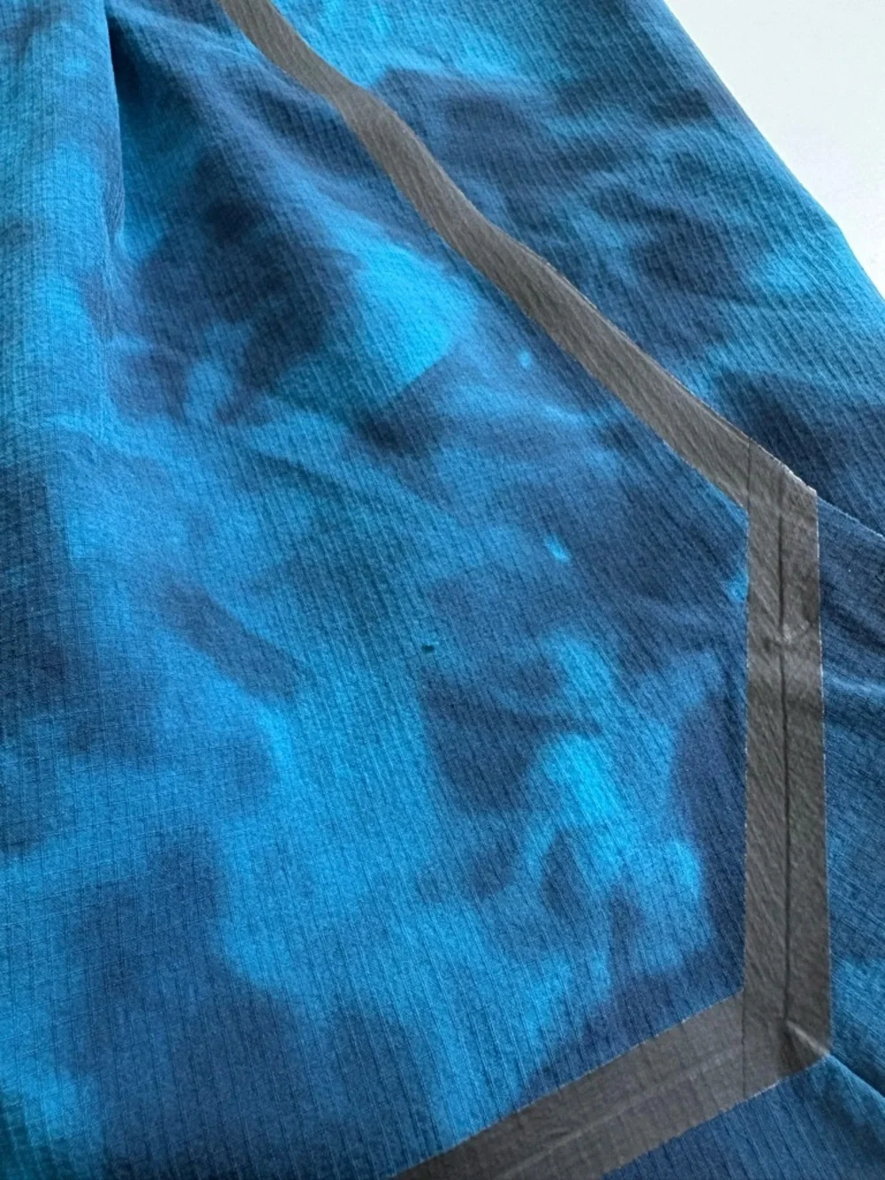 Lululemon Surge Short Lined 6” Blue Dye Print Size Medium - Picture 3 of 8